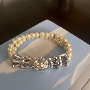 Erwin Pearl Elegant Pearl and Silver Bracelet